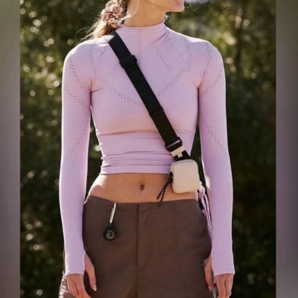 Free People Movement Good Karma High Neck Lavender long sleeve Top Size XS NWOT - Picture 4 of 7